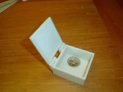 Box with hinged lid