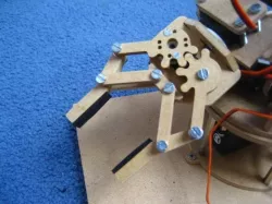 Mini servo gripper