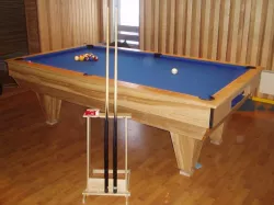 Pool table