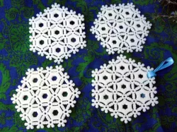 Recursive Snowflakes