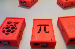 Customizable top cover case for the Raspberry Pi Free 3D print model