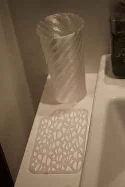 Bathroom glass Free 3D print model