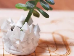Mini Pyramid Succulent Pot