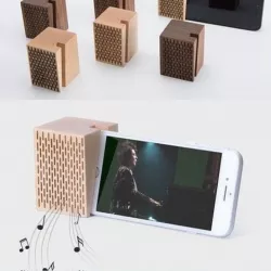 Boombox phone stand 3D model