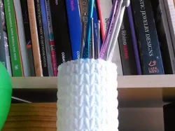 Knitted Pot