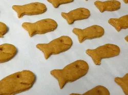 Goldfish cracker cookie cutter
