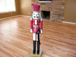 NutCracker wood soldier