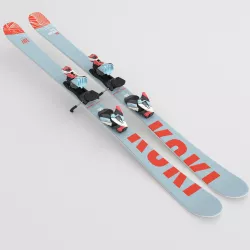 Ski equipments 3D model