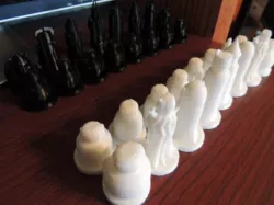 Lord of the Rings Chess Set (Solid Pieces)