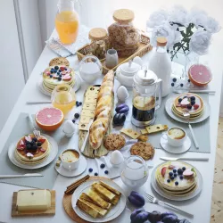 Serving table breakfast - 2 3D model