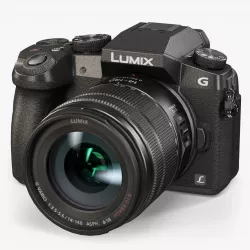 Panasonic Lumix DMC-G7 Kit 14-140mm Low-poly  3D model