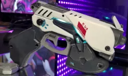 Dva LED Pistol Cosplay Prop 3D print model