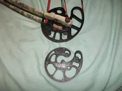 Cam for a compound bow