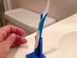 Efficient Toothbrush Holder