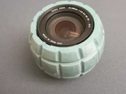 Sigma 18-200 lens grenade box