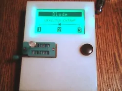 Transistor and component tester case for wider PCB version