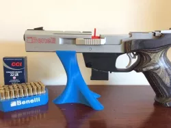 .22 Ammo tray (especially suits CCI brand) with Benelli logo for 2 colour print. Pistol stand suits Benelli.
