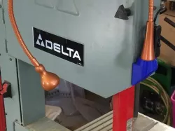 Bandsaw light mount
