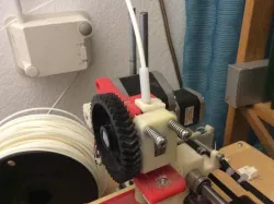 Makes printrbot original a bit better - filament feeder