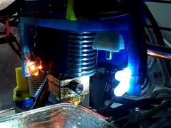 wade extruder led support