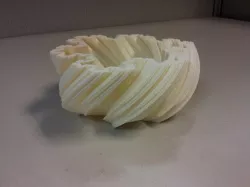 Parameterized Twisting Kochflake Vases