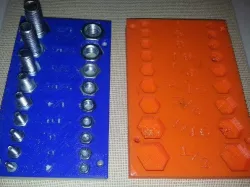 Bolt and nut sizer
