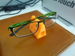 Glasses holder