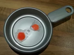 Sunny side up for toy kitchen - Spiegeleier für die Spielzeugküche