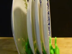 Dish stand