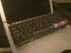 Laptop Legs for KBC Poker 2