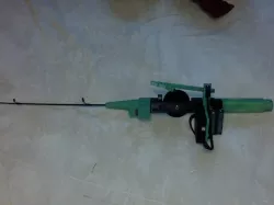 Ice Fishing Pole with Automatic Jigging Action!!!