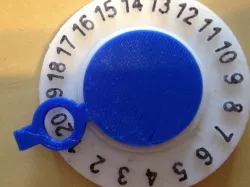 MTG life counter with detents
