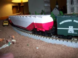 N Scale model Rail Road Tank Car - GATX 96500