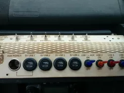 Nissan XTrail T30 Dash replacement - with garmin muvi mount.