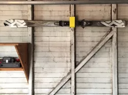 Wall-Mounted Surfboard/ Snowboard/ Ski Rack Hooks