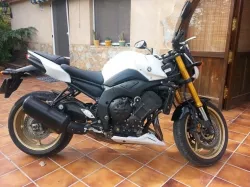 Yamaha FZ8