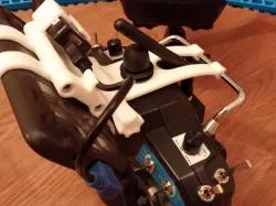 3DR Iris Transmitter phone mount