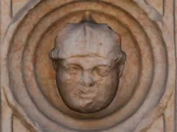 Zoophorus by Antelami (tile 69) (Italy): head's man