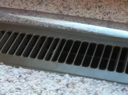 Customizable forced air vent deflector
