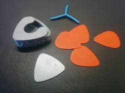 Pick holder