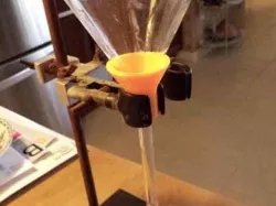 Funnel holder