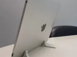 Ipad and Tablet - Table stand (Easy & Fast to print)
