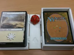 MTG - Magic the Gathering 75 Card Box and Magic the Gathering 100 Card Sleeved Box