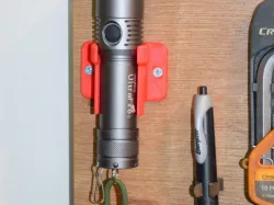 Ultrafire LED Flashlight Holder