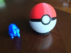Pokeball (opens and closes)