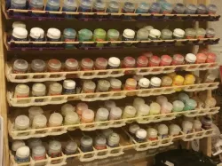 GW-vendor styled paint rack
