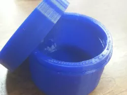 Snapping Container