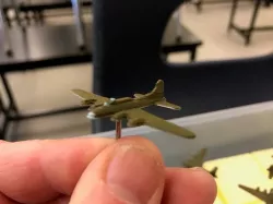 1/700 scale simple B-17