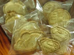 Custom cookie cutters and stamps from hand-drawings