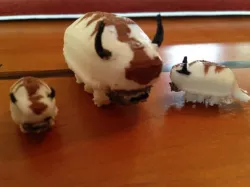 Flying Bison/ Appa (Avatar)